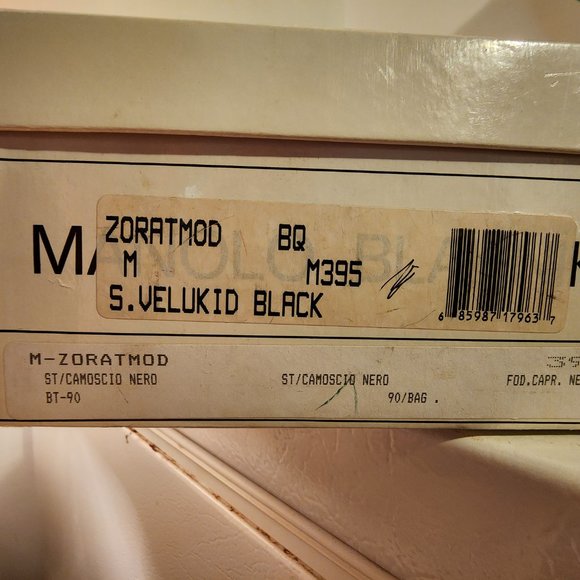 Manolo Blahnik Black Suede Mules 9.5/ 39.5 EUR - Picture 6 of 11